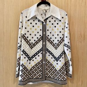 1970s Vintage textured polyester shirt